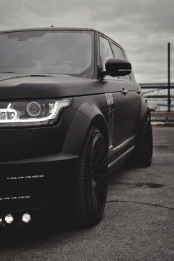 carbonandfiber:  Range Rover