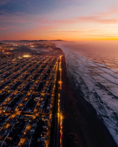 rainie-is-seasonchange:Sunset over the Ocean beach, San Francisco.