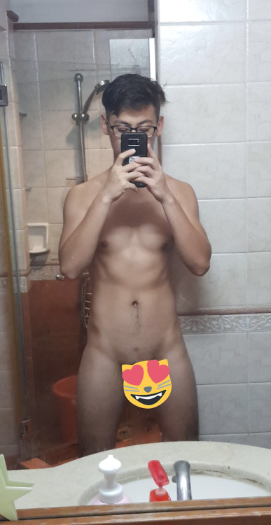 leakedsgboysv2:  [SCHEDULED POST] I’m hoping to post more regularly by the end of the year, so watch