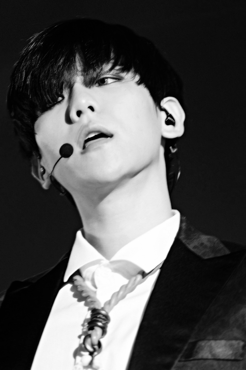 krisinsanity:  ♬ 