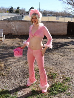 New post at Sissy Princess: Outdoor Easter