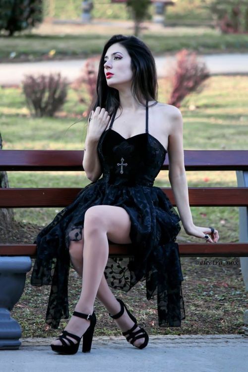 gothicandamazing:    Model: Electra NoxDress: adult photos