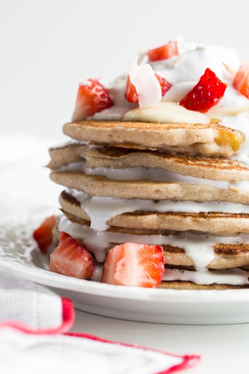 alloftheveganfood:  Vegan Pancake Round Up Puffy Pillow Pancakes Vegan Banana Coffee Oatmeal Pancakes (GF) Brownie Batter Pancakes (GF option) Chocolate-Chip Cookie Dough Pancakes Parfait Pancakes Cinnamon Roll Pancakes Vegan Banana Nut Muffin Pancakes