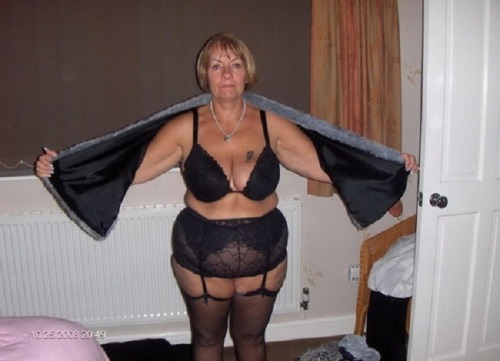 This fat granny looks absolutely ravishing adult photos