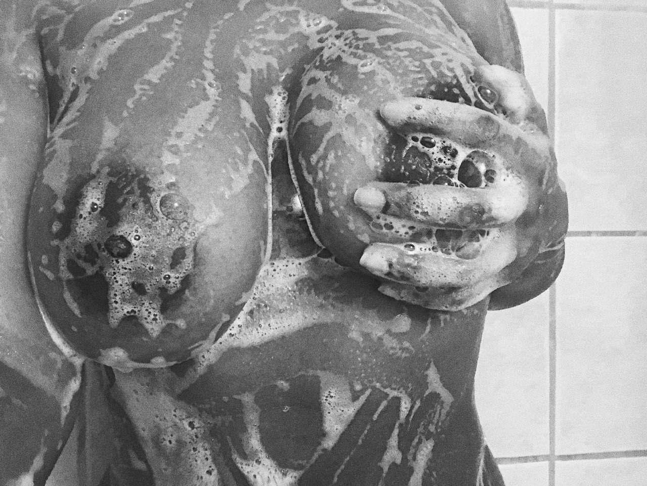 shejustwantsto: take my pure, and wash it all away _________________________  snapchat