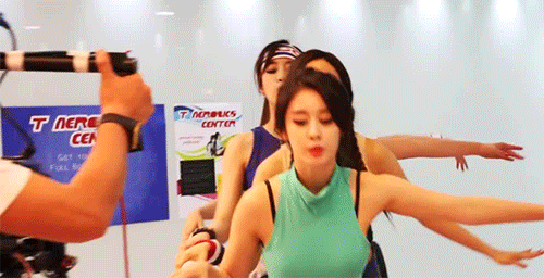 eyecandieskpop:  T-ara Jiyeon in ‘Little Apple- Making of’