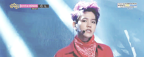 byunbunnie:  baekhyun’s hair porn 