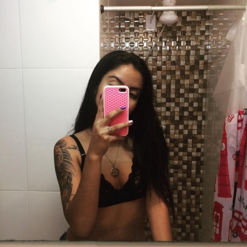http://streetgrl.tumblr.com/post/165151119007