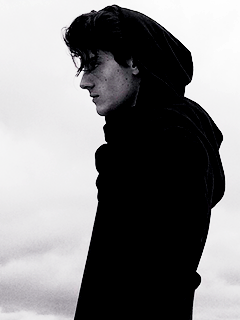 ronansganscy:“A second later, the fire dragon exploded into Kavinsky. It went straight through