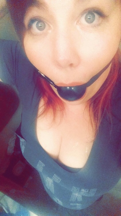 littlegirlbecka:  Uh oh, please don’t hurt me, Mister!!! 