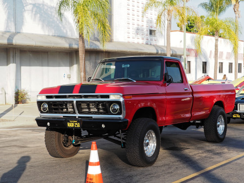 nsdclassic:  Ford pickup truck