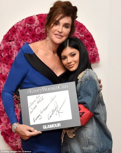 keeping-up-with-the-jenners:  Kylie and caitlyn