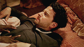 chewinggumgifs:Just sit on his face.