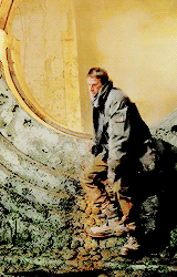 spaceslayer:raleigh “holding up my pants” becket