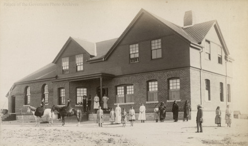 Teachers and students, Ramona Indian School, Santa Fe, New MexicoCreator: J.R. RiddleDate: 1886?Nega