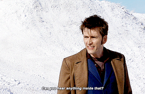 dwgif:Donna Noble, everyone.4.03 | Planet of the Ood 