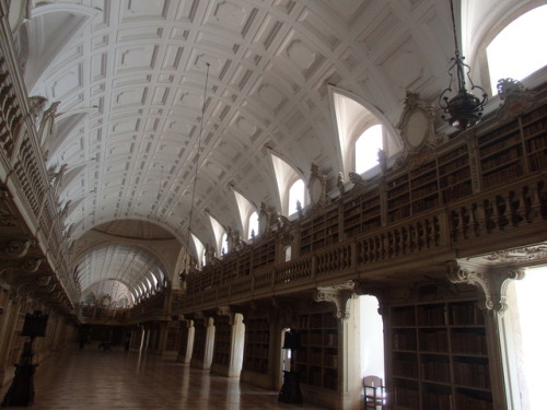 flowindia: Library at Mafra National Palace, 2016