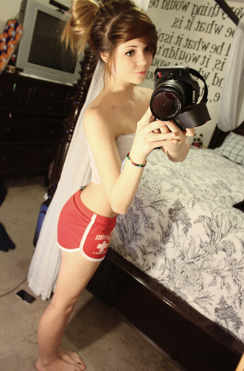 justlooking8635:One Hot Danni Meow