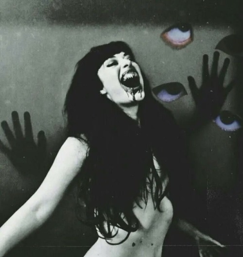 Vampire Th111nsp