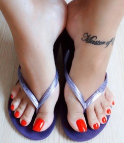 crazysexytoes:Super sexy.