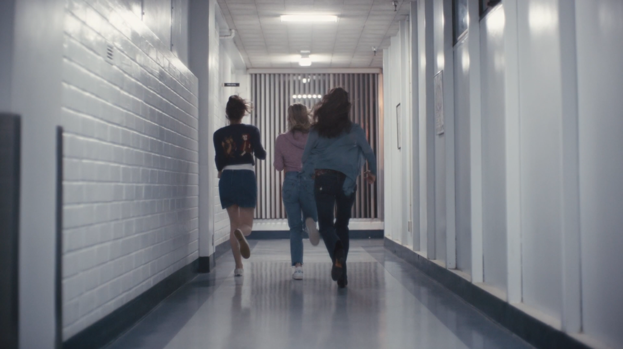 filmswithoutfaces:Euphoria - “The Trials and Tribulations of Trying to Pee While