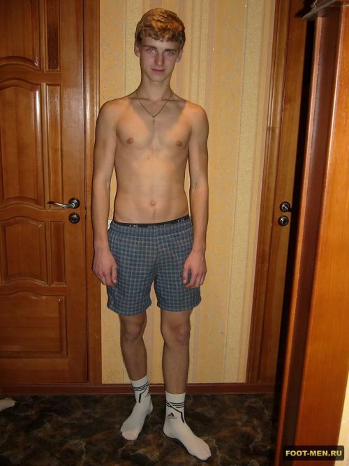 Welcome to All Things Male Feet