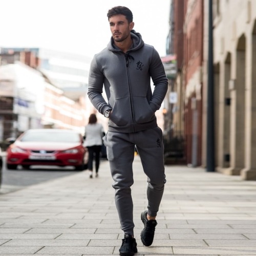 irishgearguy: irishgearguy: Saw this guy today had to take a snap full Gym King trackie and black tr