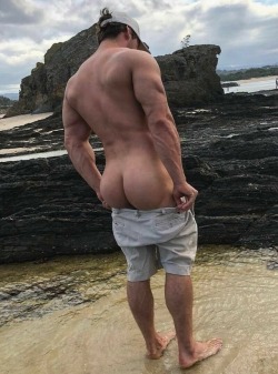 butt-boys:  MaleCelebs.com - Welcome to the