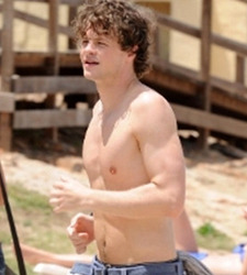 thatthingwelove:  Jay Mcguiness Shirtless