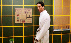  Community meme: tree places↳ Troy, Abed and Annie’s apartment 