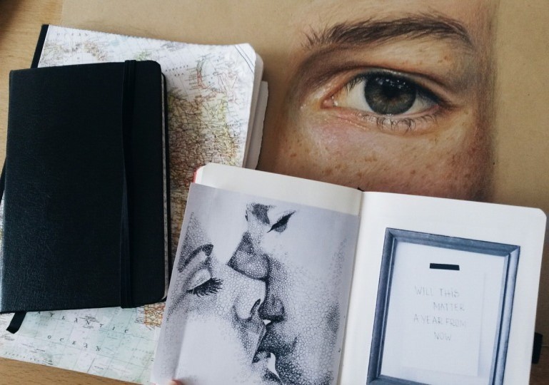 ice-souls:my journals + an really old entry in my old journal + a new drawing