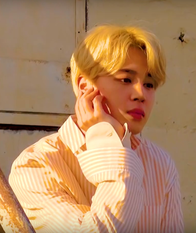 mimibtsghost:ISN’T HE FLAWLESS
