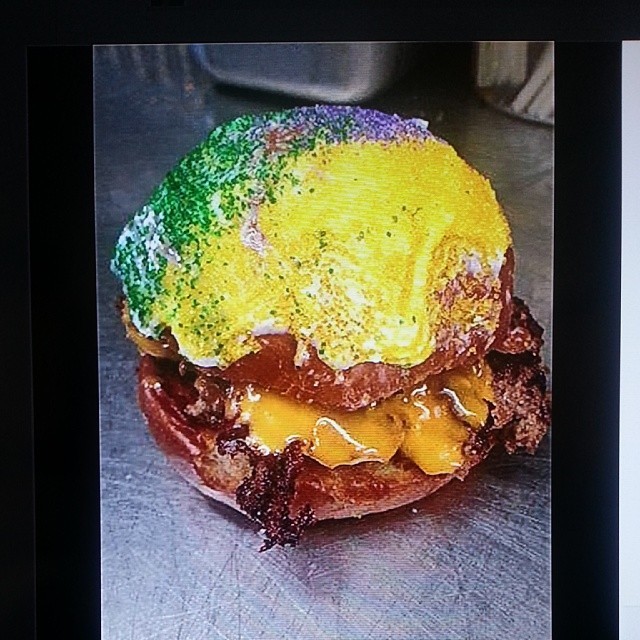 idk-my-bff-nola:  I have a duty to eat the king cake burger tomorrow for lunch. For