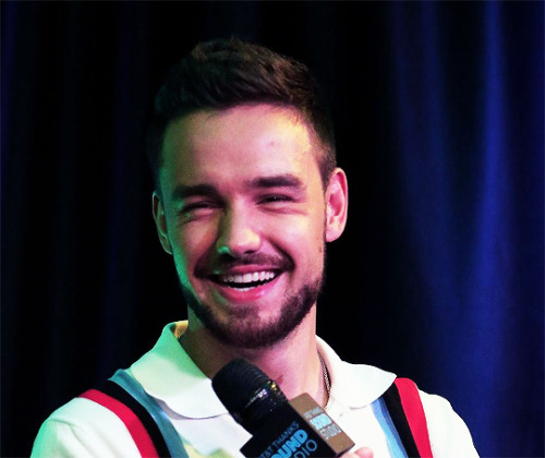 liampayne:Q102 in Philly close-ups