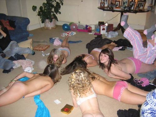 thesorcerer1:  So this is what happens at adult photos