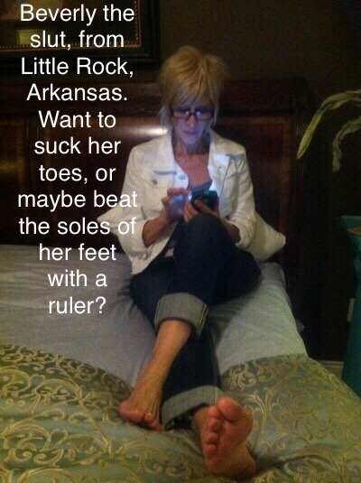 Beverly the Arkansas’s Whore #GILF #SubmissiveGranny #OldWhore #GrannyFeet #GrannySoles