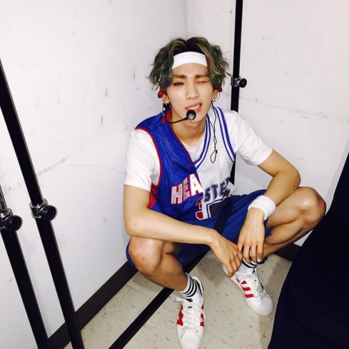 fydivakey: 150523 bumkeyk: dreams come true na rul ji kyo jyul ko ya(Note: ‘Dreams c