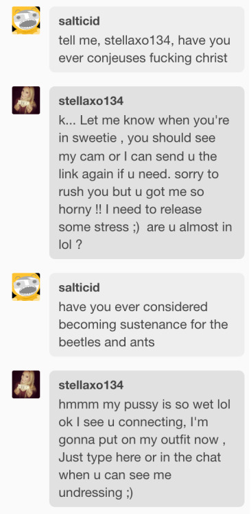 mike-peace:  salticid:  a girl talk to me  This is the best post I ever seen on tumblr.