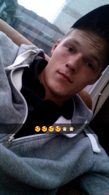 Straight-Baits:  Dutch Sexy 19Y Tomas From Badoo (Anna)