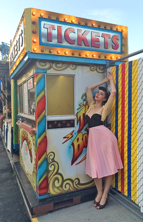 pinupandbeyond:  Miss Kacie Marie