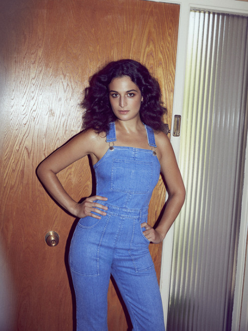 flawlessbeautyqueens:Jenny Slate photographed