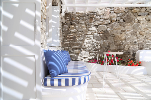 Mykonos outdoor seating at it’s finest.