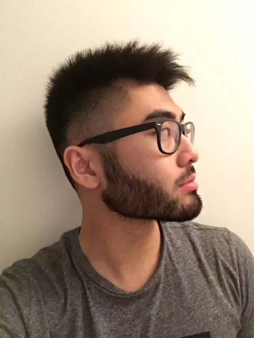 asians-with-beards:  https://asians-with-beards.tumblr.com - Hot Asian men with beards  https://www.tumblr.com/blog/hairy-hot-men - Hot hairy guys!   