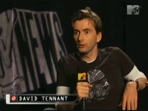 mizgnomer:David Tennant fanboying about the American Doctor Who comic series (from an MTV news segme