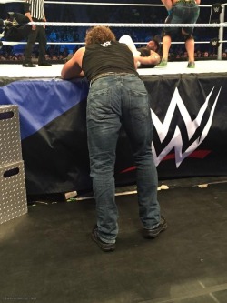 copioushuesofgay:fixtheinjustice:  kelseyyblair:  That is a nice donk you got there.  😍😍😍😍😍😍  And the bonus of cena booty