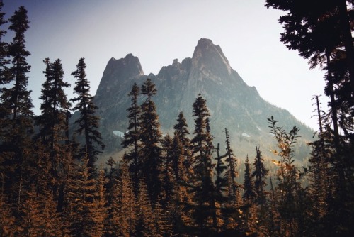 dirtlegends:  Washington Pass, North Cascades WA  Home ❤️