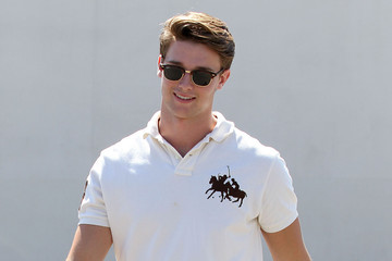 Patrick Schwarzenegger  http://hotmusclejockguys.blogspot.com/2014/11/patrick-schwarzenegger.html