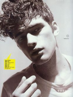 muyonaise:  Sean O’ Pry {Chen Man} // Elle China {Sep 2010} 