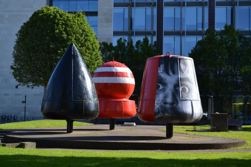 bastardlybrendan: I never understood why we have giant buttplug sculptures outside St. Anne’s 