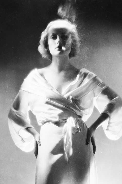 pre-codes: Carole Lombard, 1932.